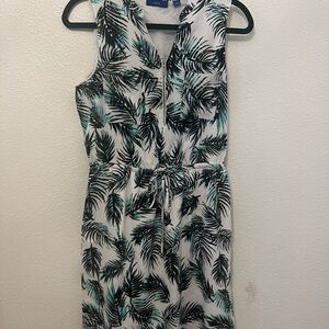 Apt.9 Palm leaf dress. Thin lined and size S